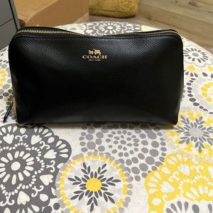 Coach Large Cosmetic case F53387